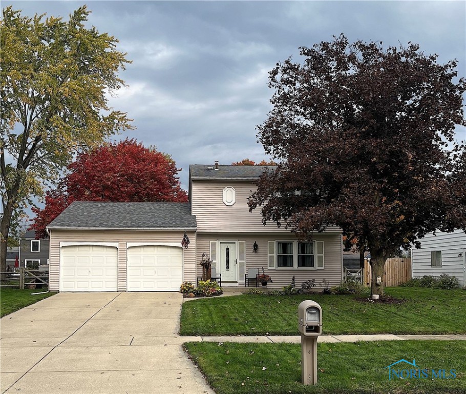 140 Southwood Drive, Perrysburg, Ohio 43551, 3 Bedrooms Bedrooms, ,2 BathroomsBathrooms,Residential,Closed,Southwood,6108314
