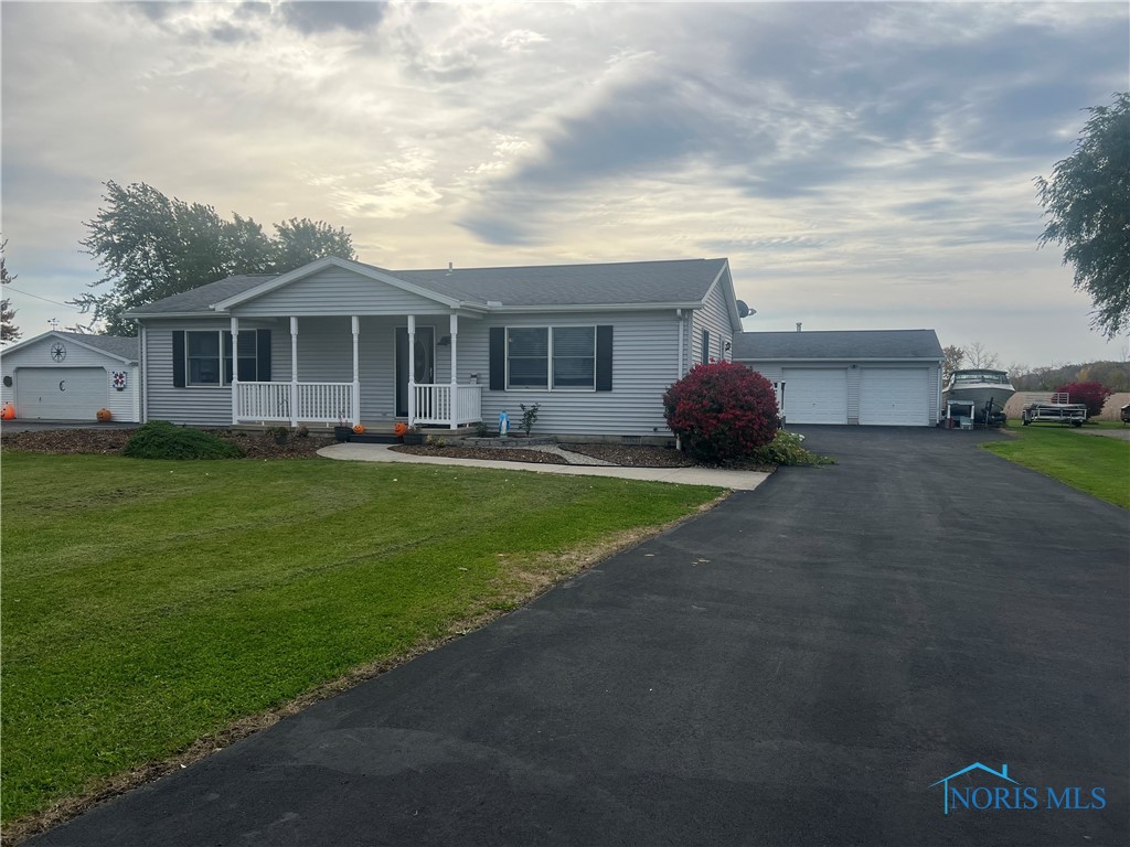 8658 State Route 163, Oak Harbor, Ohio 43449, 2 Bedrooms Bedrooms, ,1 BathroomBathrooms,Residential,Closed,State Route 163,6108620