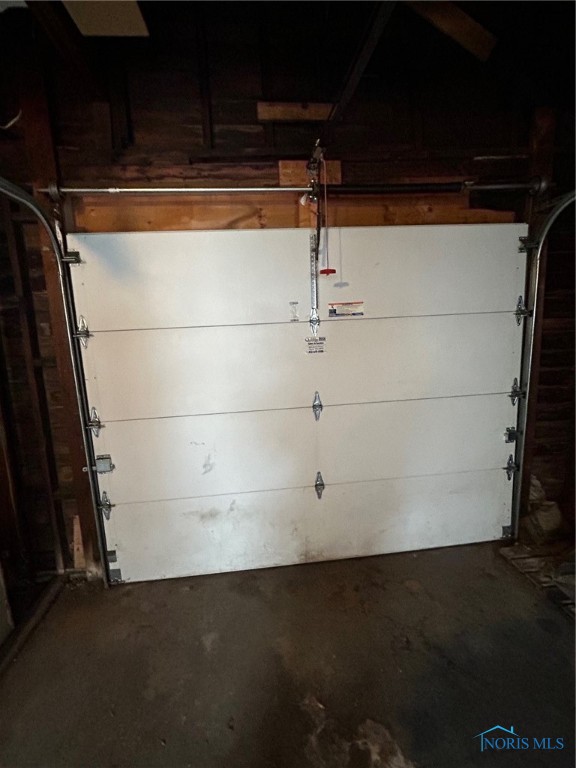 Insulated Steel Garage door (2)