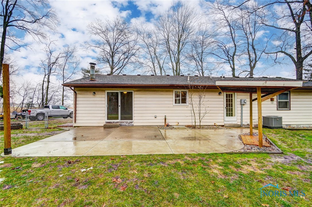 6710 Midway Road, Whitehouse, Ohio 43571, 3 Bedrooms Bedrooms, ,2 BathroomsBathrooms,Residential,Closed,Midway,6111046