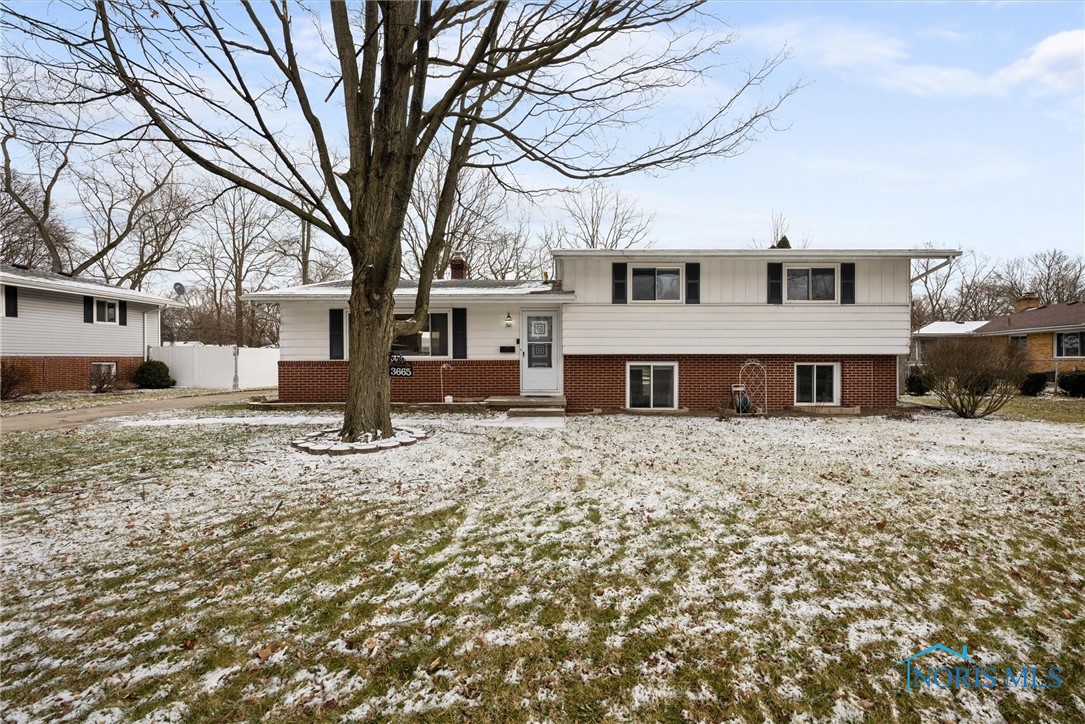 3665 Southlawn Drive, Toledo, OH 43614