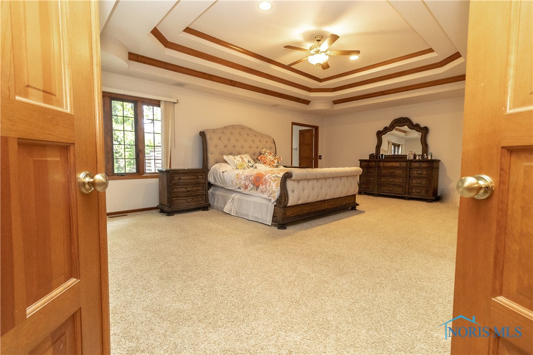 Huge Master bedroom with a bonus room