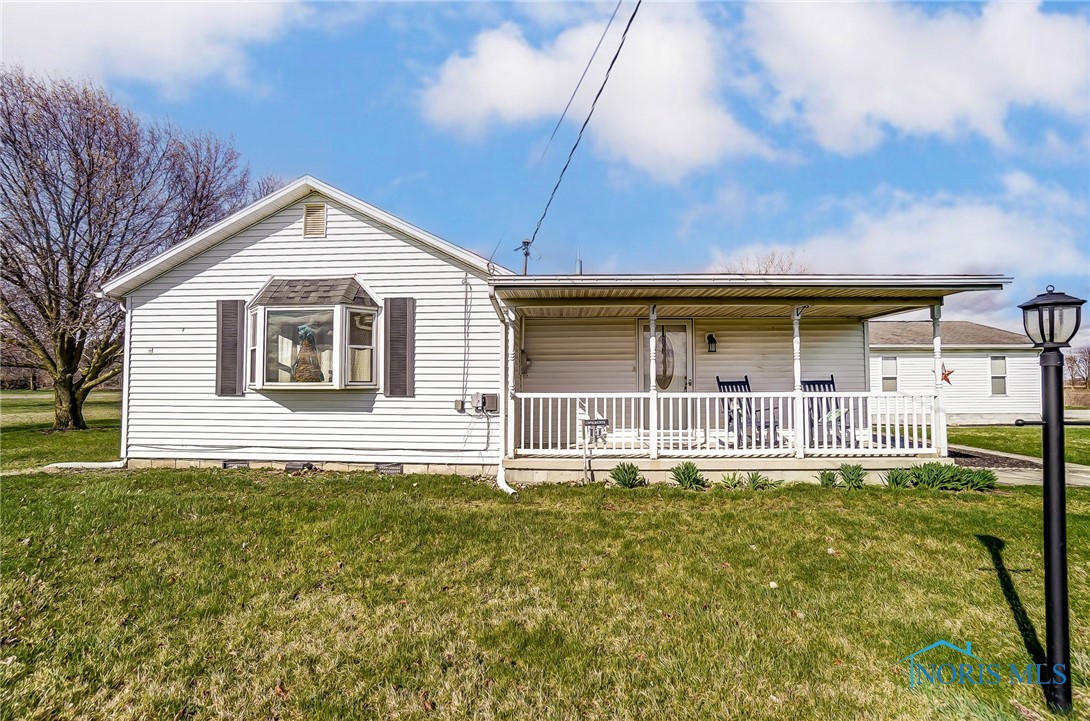 10822 County Rd 9, Findlay, Ohio 45840, 3 Bedrooms Bedrooms, ,2 BathroomsBathrooms,Residential,Active Under Contract,County Rd 9,6113004
