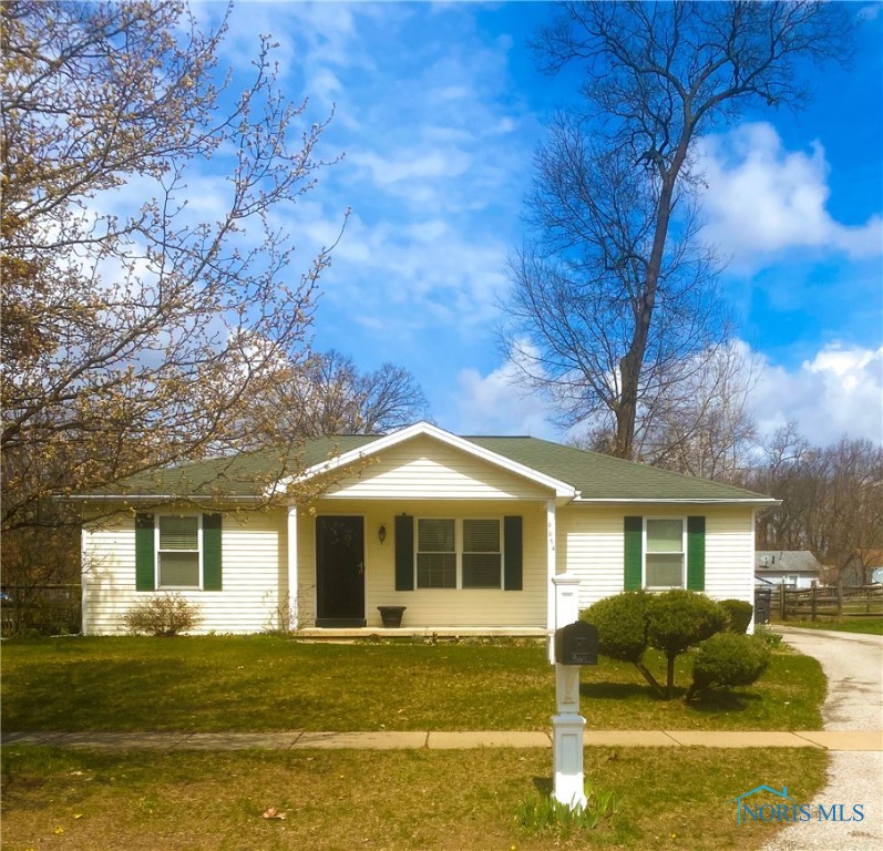 Country living in a neighborhood setting! Come check out this beautiful, updated 3 bed 2 full bath home all on one floor. This one has it all, from the completely fenced in yard, to the newly tiled bathrooms and vinyl floors throughout. Schedule your showing today!