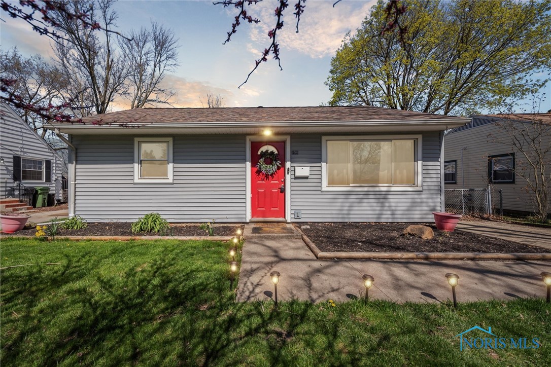 890 Lochhaven Boulevard, Maumee, OH 43537