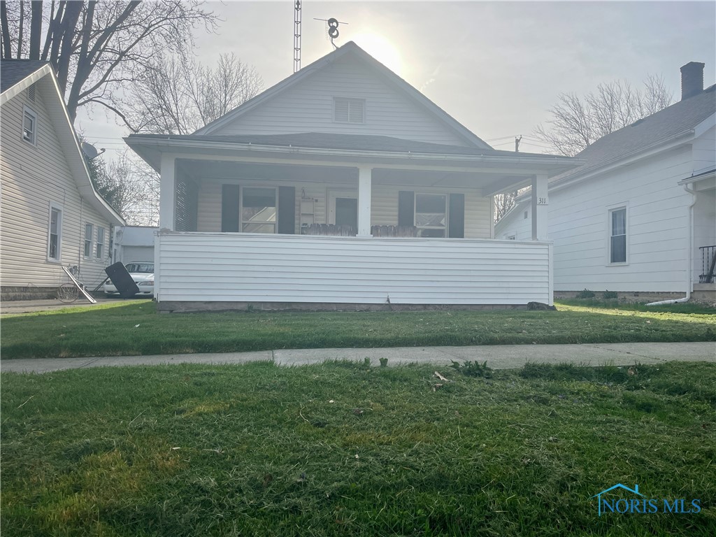 311 Tacoma Avenue, Defiance, Ohio 43512, 2 Bedrooms Bedrooms, ,1 BathroomBathrooms,Residential,Pending,Tacoma,6113793