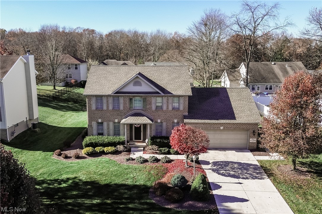 222 Misty Woods Court, Struthers, OH 