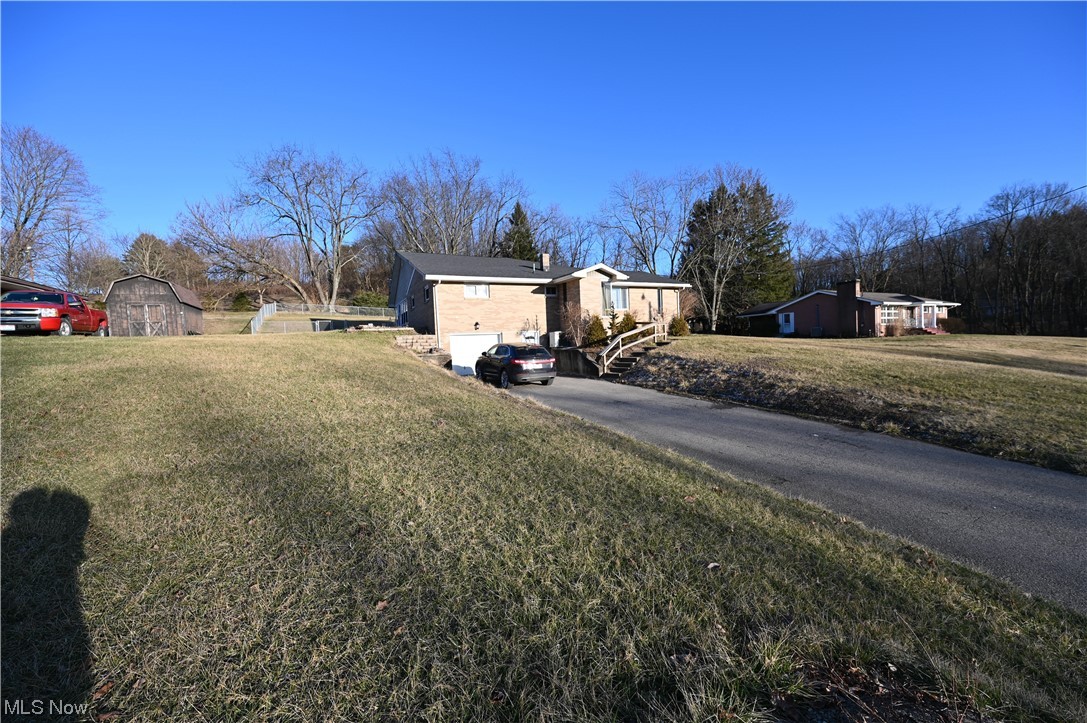 16684 Valley Drive, East Liverpool, OH 