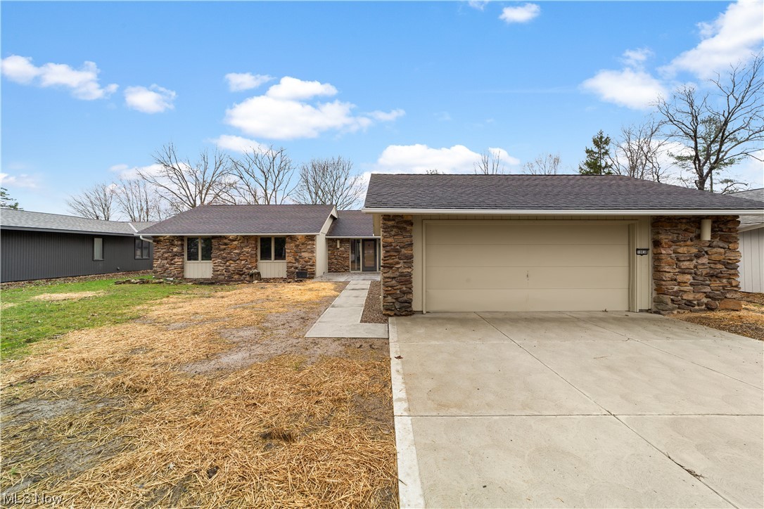 10838 Gate Post Road, Strongsville, OH 44149