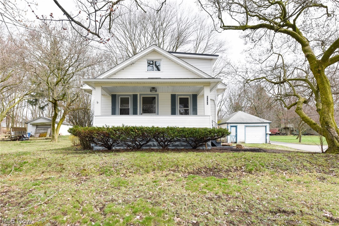 6245 Manchester Road, New Franklin, OH 44216