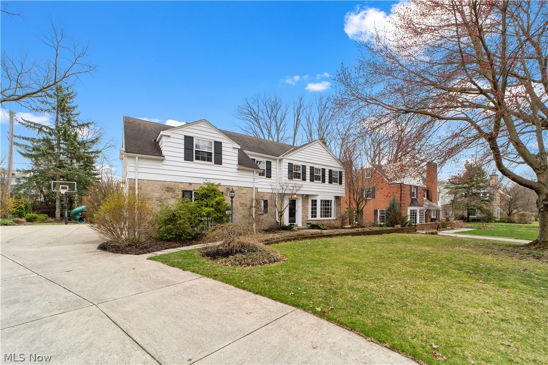 23400 Stanford Road, Shaker Heights, OH 