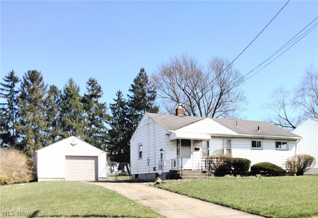 591 Winchester Avenue, Youngstown, OH 