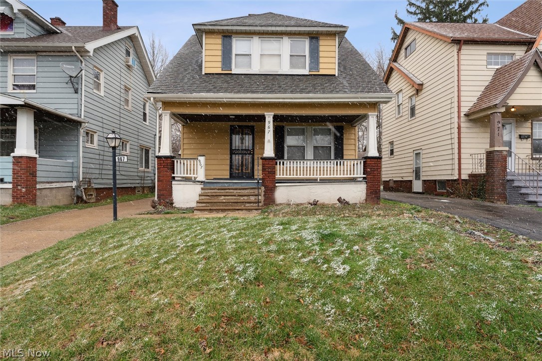 967 Selwyn Road, Cleveland Heights, OH 