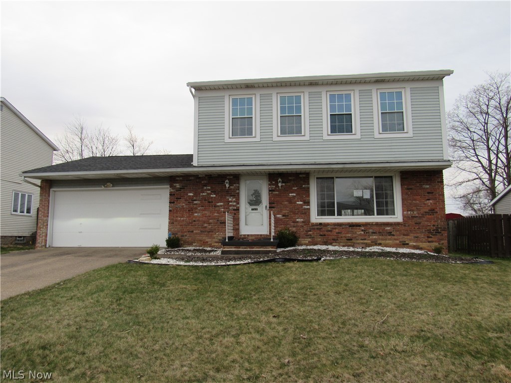 8175 Newcomb Drive, Parma, OH 