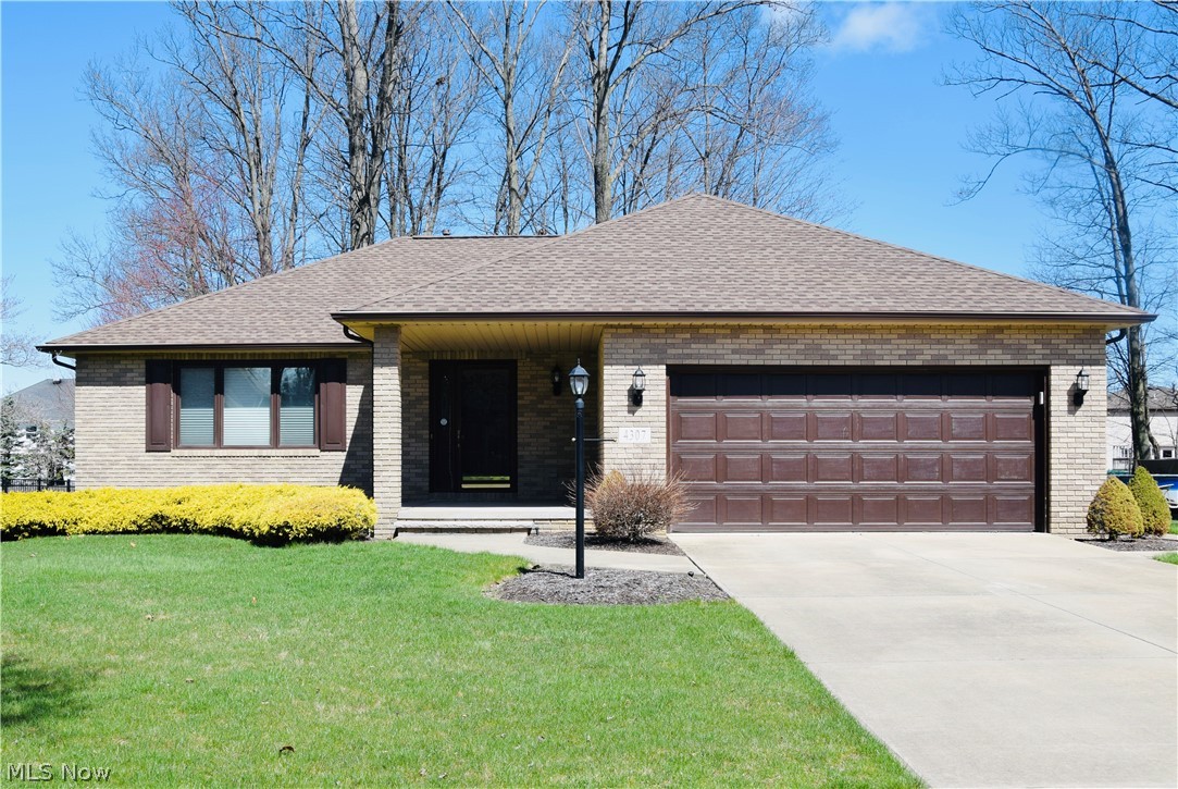 4307 Shelly Drive, Seven Hills, OH 