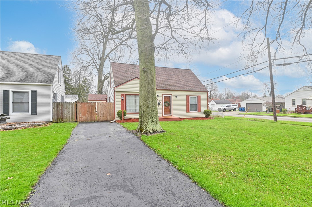 3657 Risher Road, Youngstown, OH 