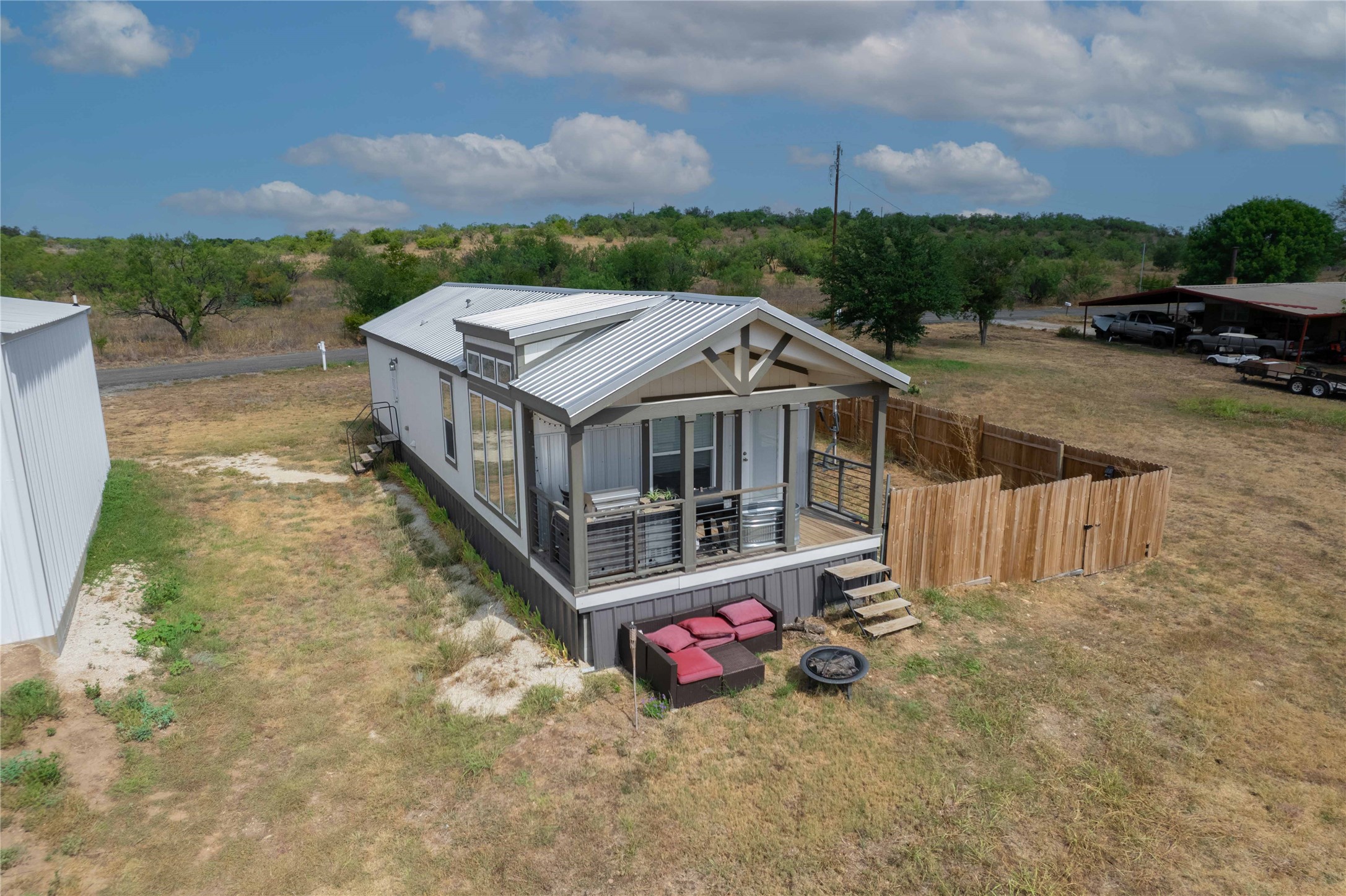 352 Lakeview   Coleman TX 76834