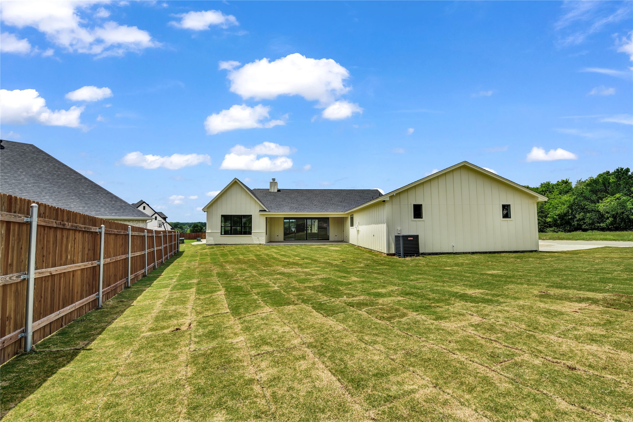 1348 Crown Valley Drive  Drive Weatherford TX 76087