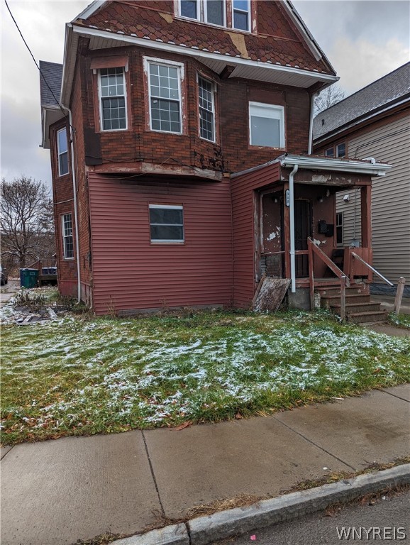 Owner occupied 4/3 2 unit minutes from Larkenville. Recent updates -newer windows, furnaces and roof. Upstairs is vacant and ready for finishing touches. Downstairs is owner occupied.