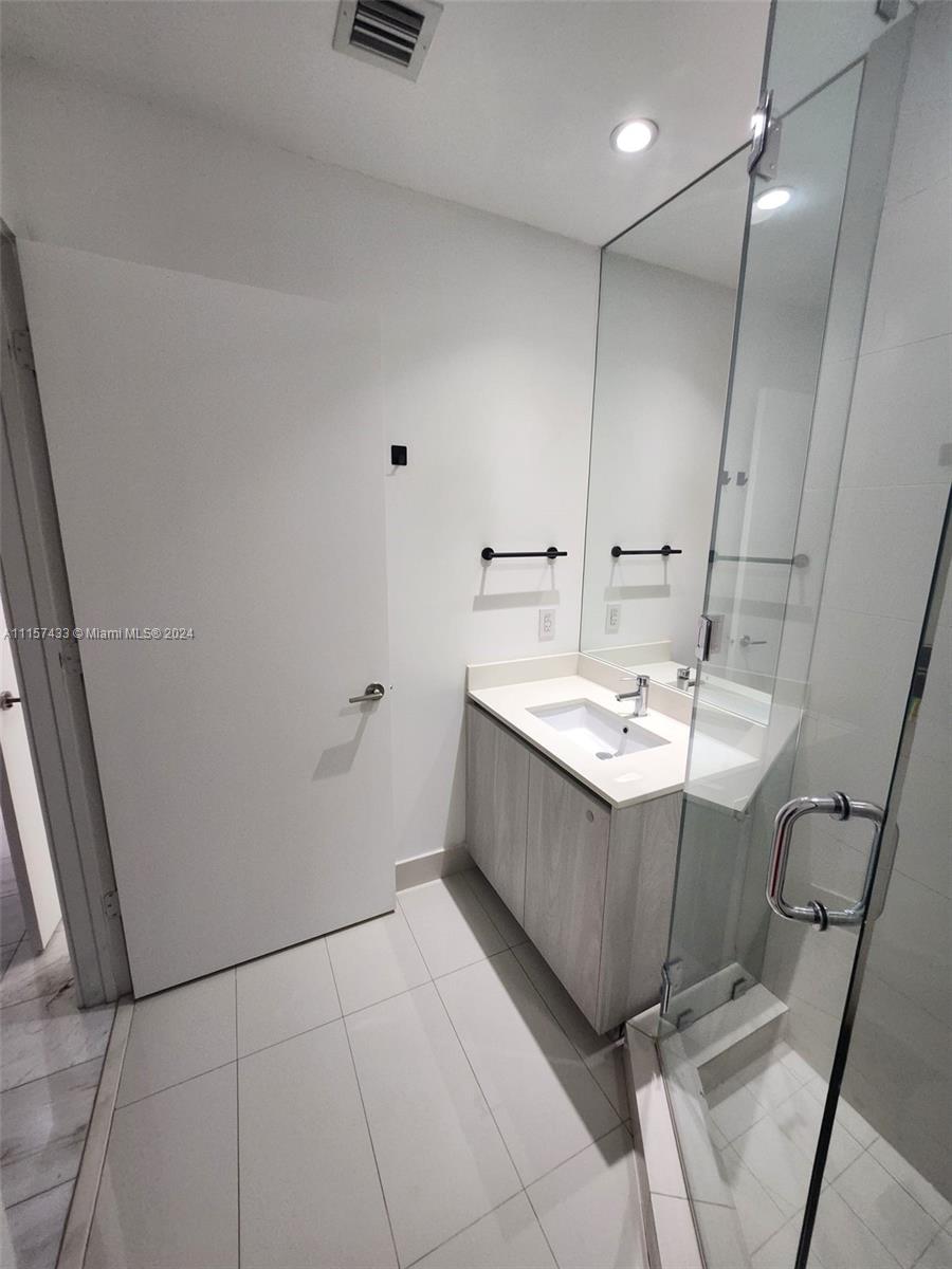480 NE 31st St #1904, Miami FL 33137