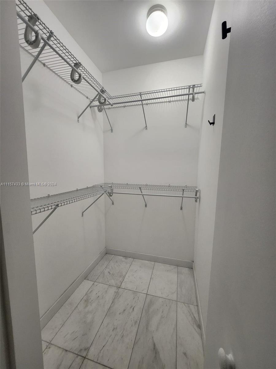 480 NE 31st St #1904, Miami FL 33137