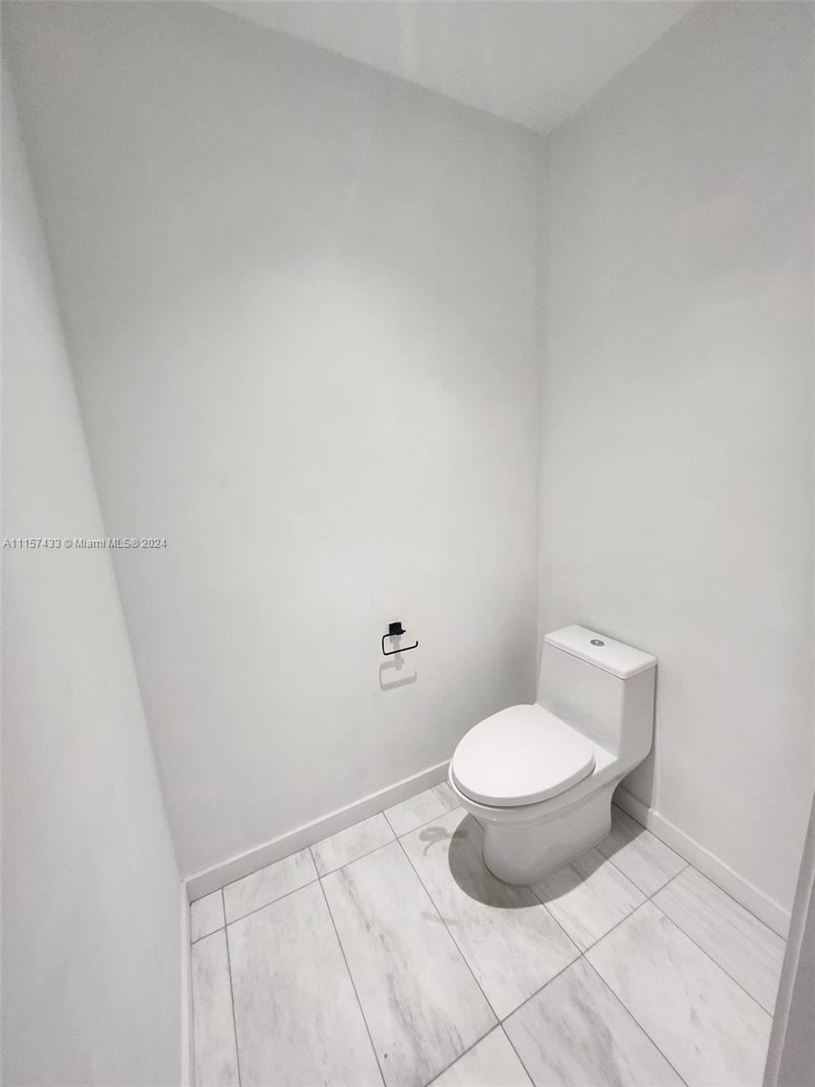 480 NE 31st St #1904, Miami FL 33137