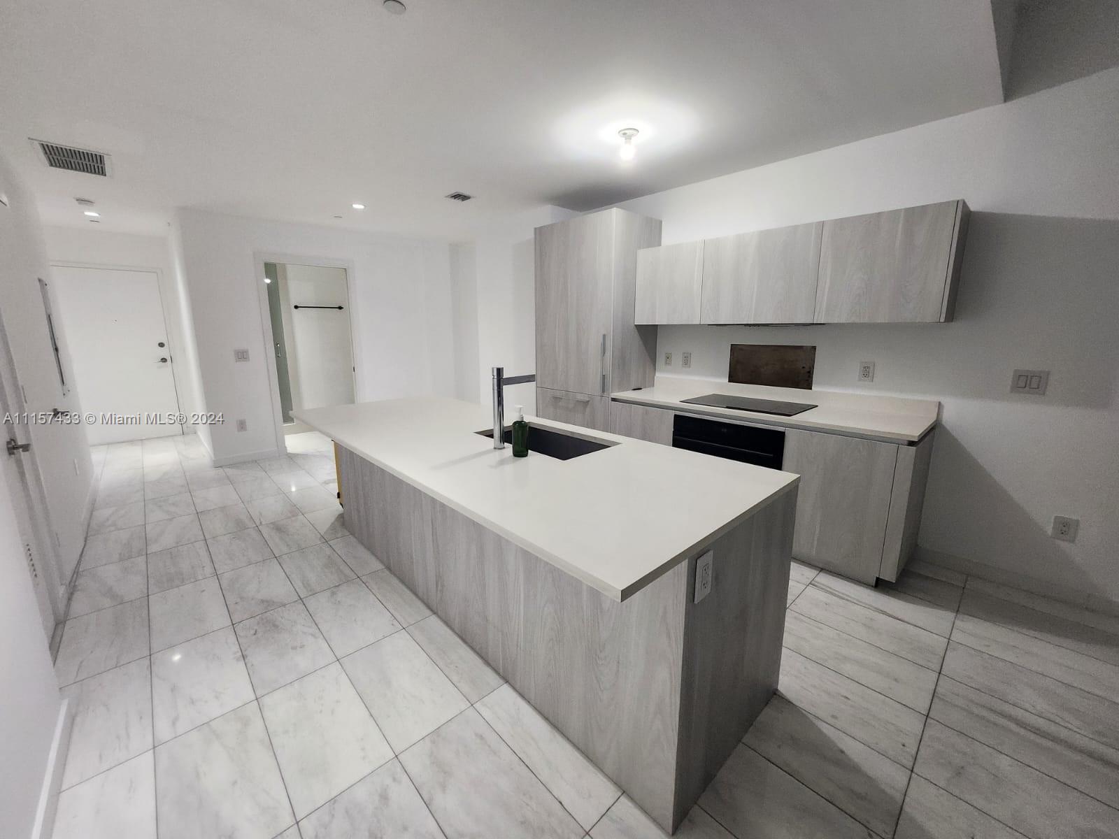 480 NE 31st St #1904, Miami FL 33137