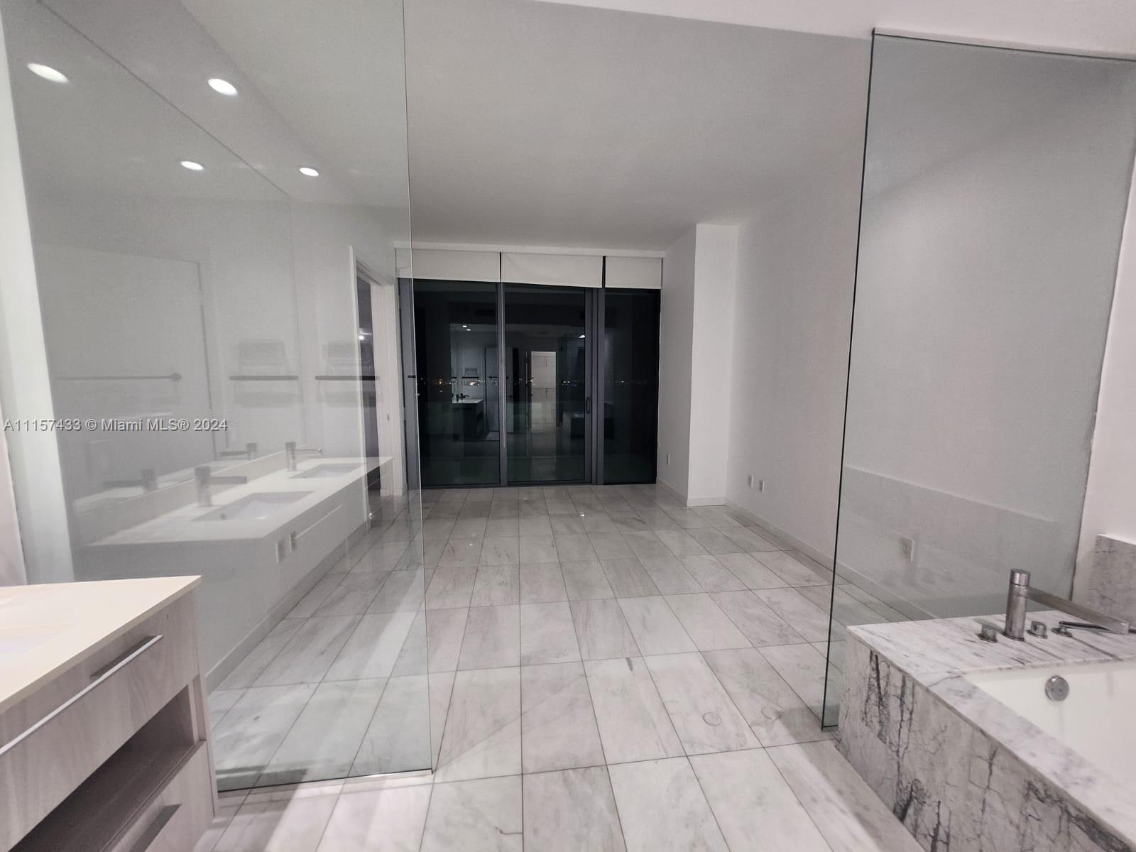 480 NE 31st St #1904, Miami FL 33137