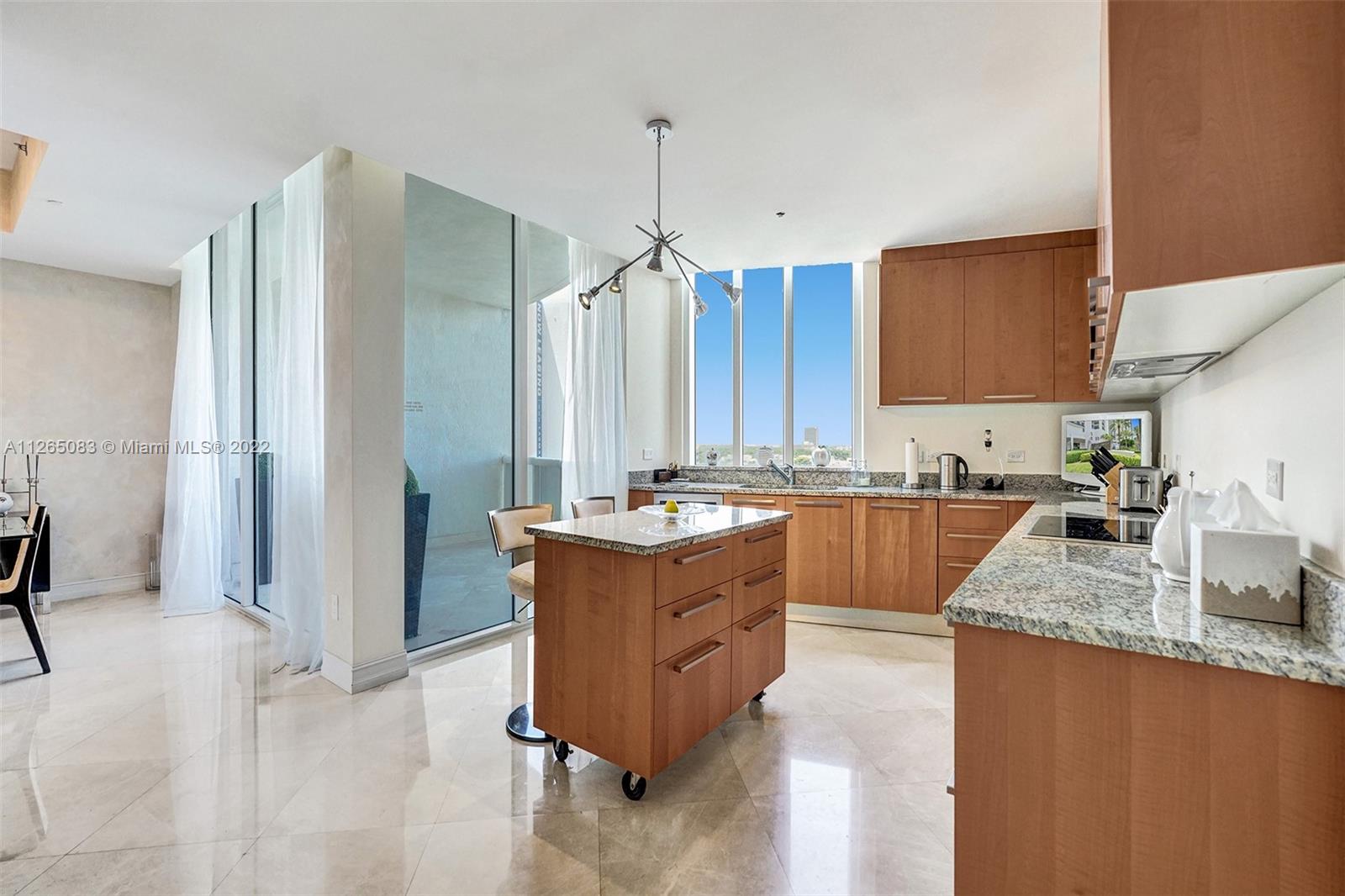 16001 Collins Ave #806, Sunny Isles Beach FL 33160