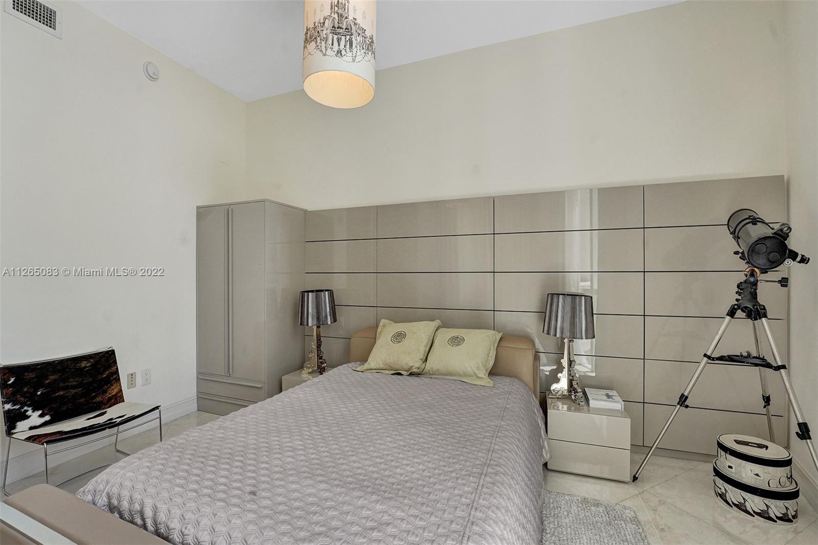 16001 Collins Ave #806, Sunny Isles Beach FL 33160