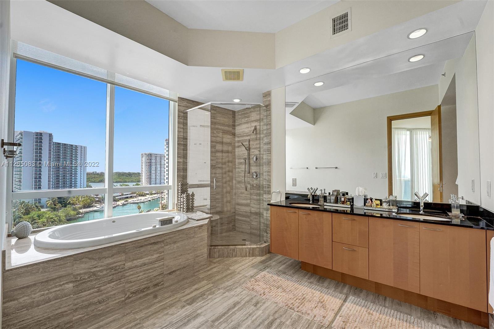 16001 Collins Ave #806, Sunny Isles Beach FL 33160