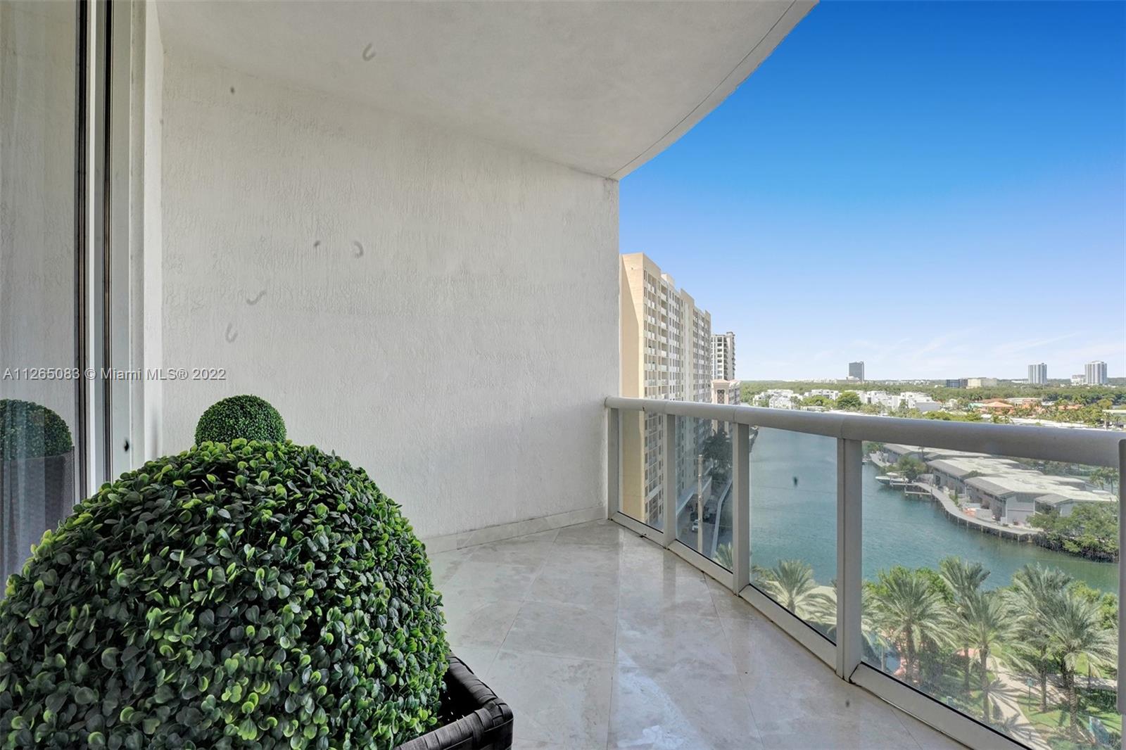 16001 Collins Ave #806, Sunny Isles Beach FL 33160