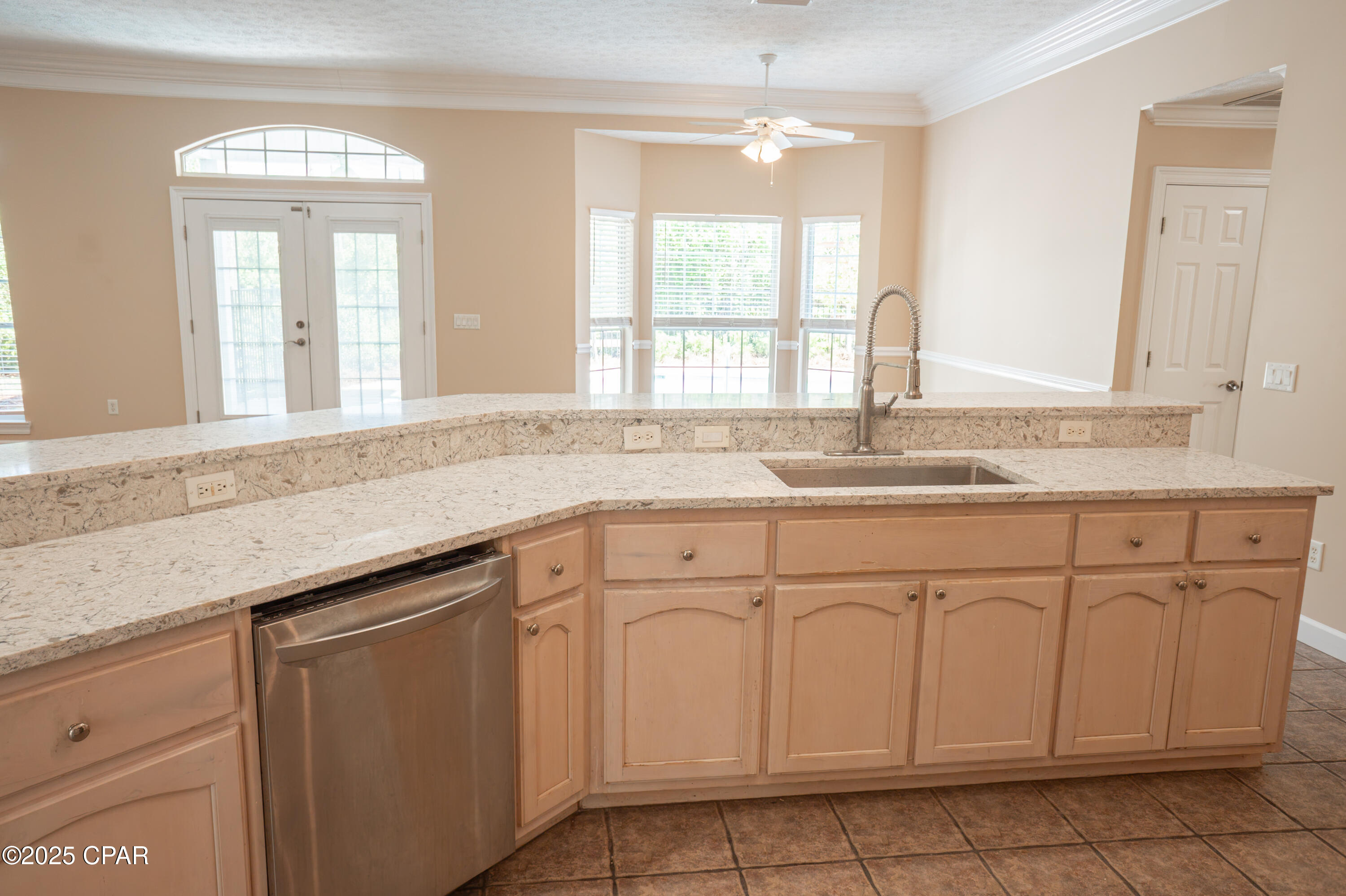 Image 10 For 3522 Fox Run Boulevard