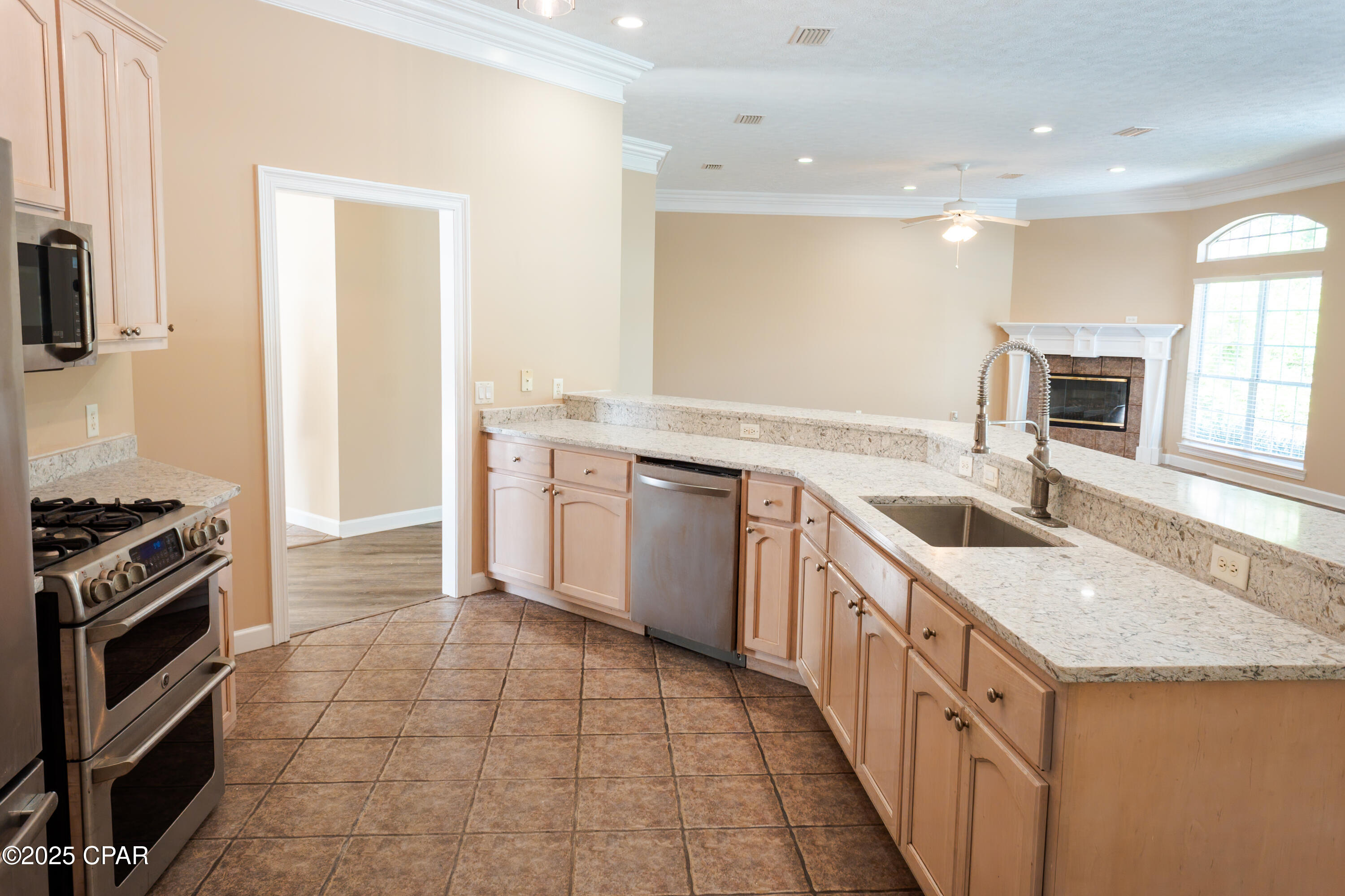 Image 16 For 3522 Fox Run Boulevard