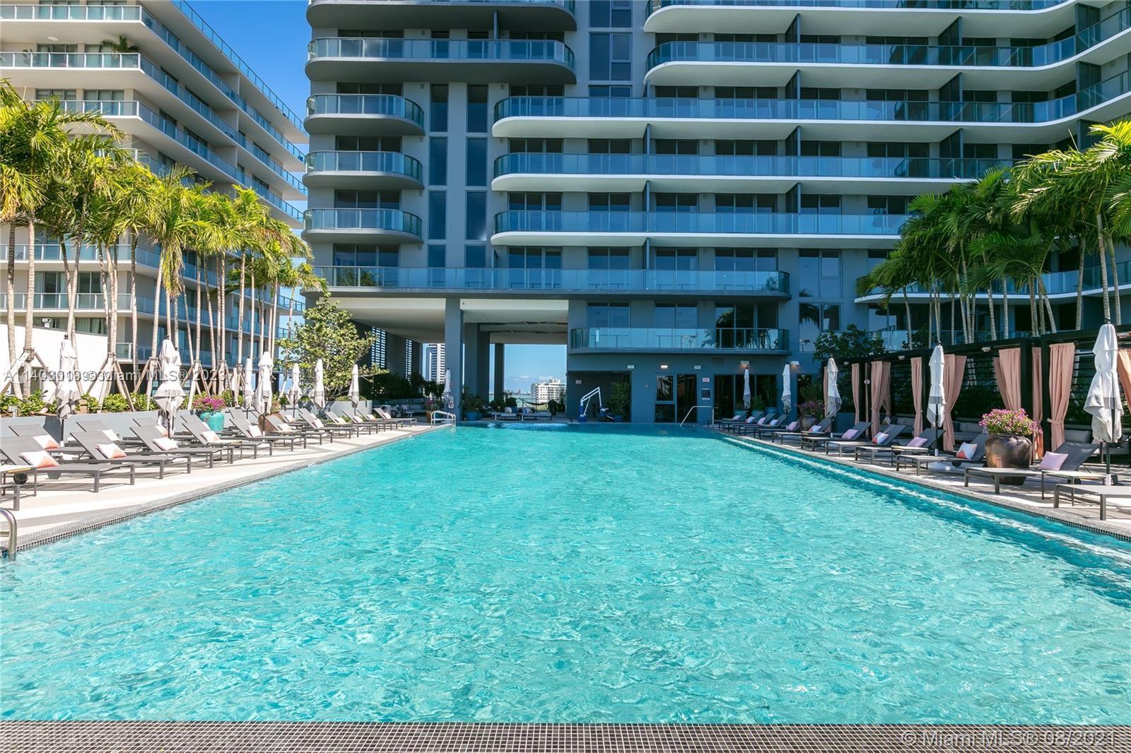 Apartamento para Alugar em Miami, FL