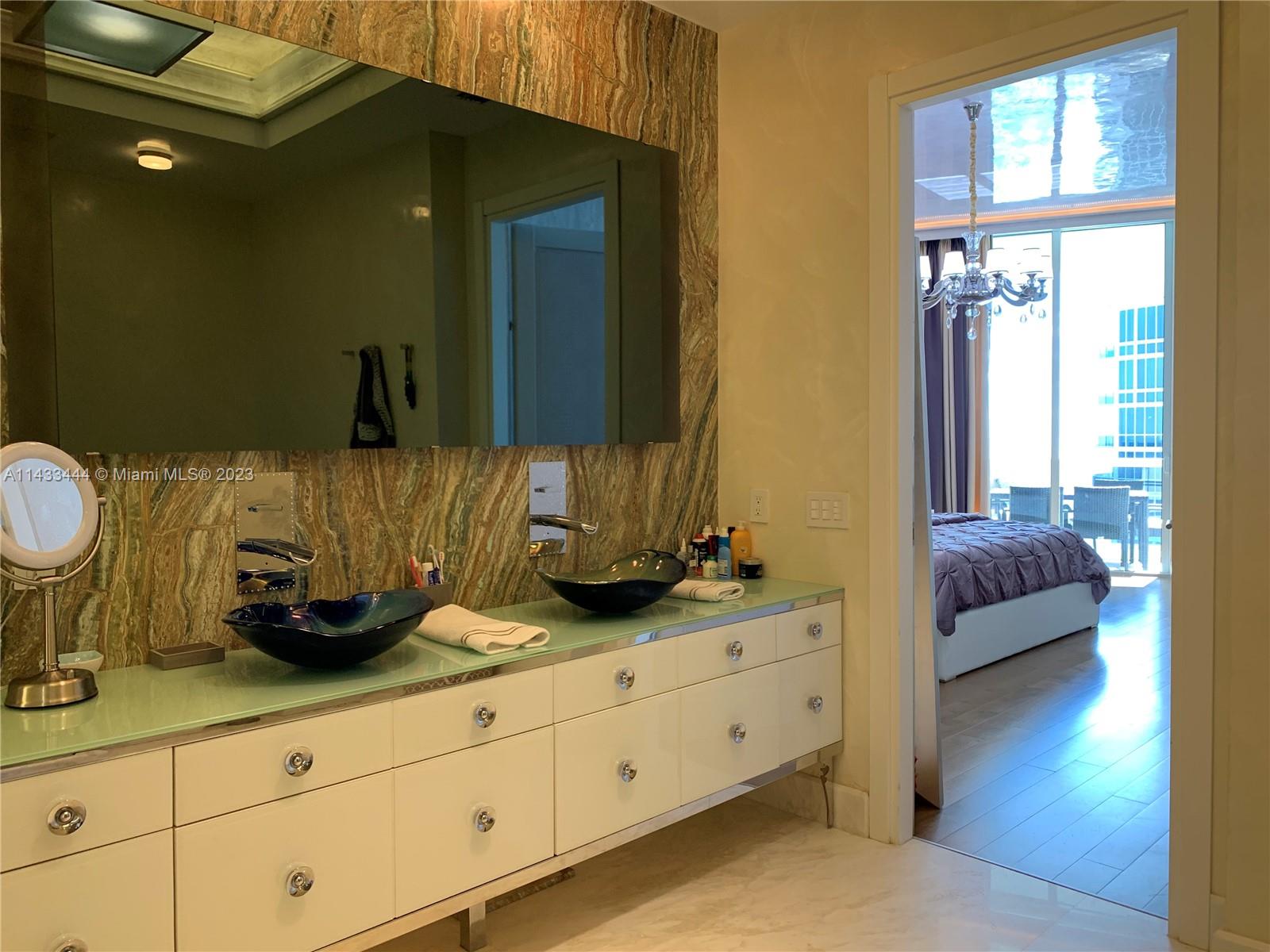 15901 Collins Ave #4107, Sunny Isles Beach FL 33160