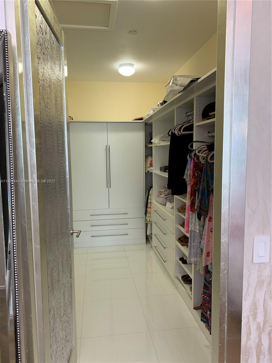 15901 Collins Ave #4107, Sunny Isles Beach FL 33160