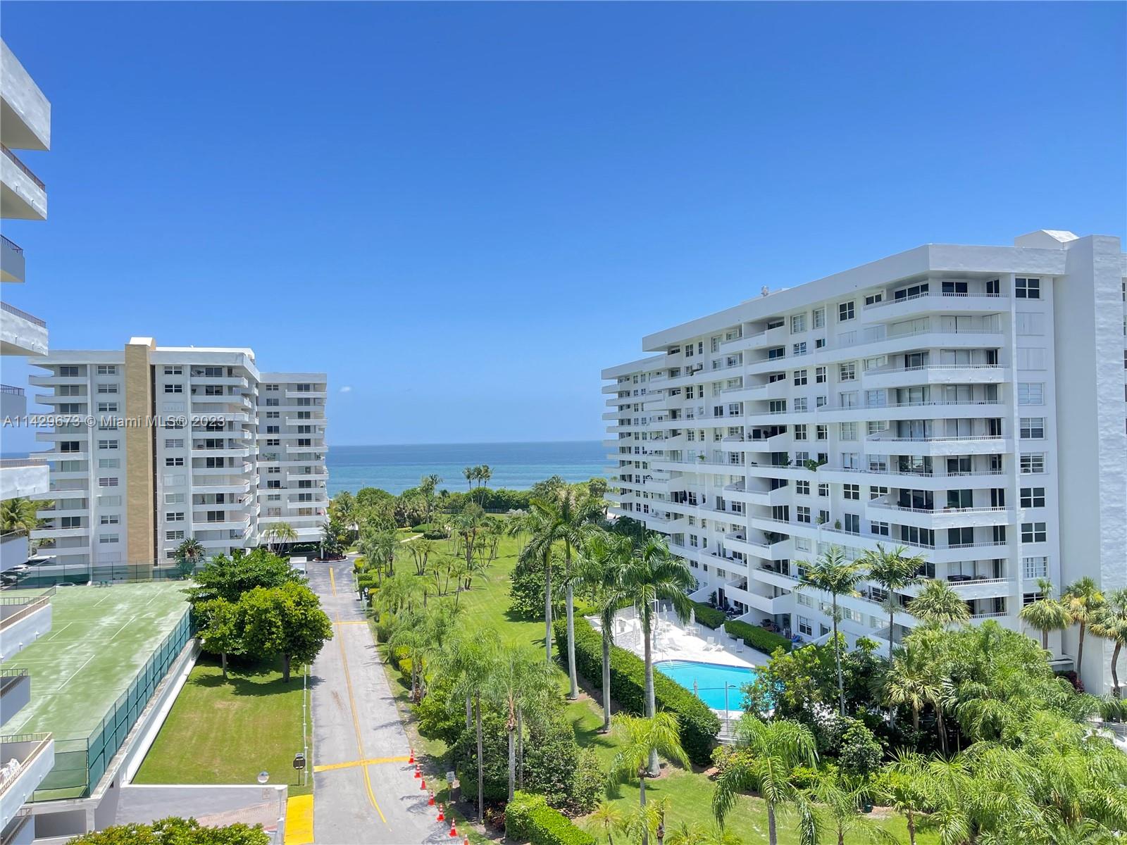 155 Ocean Lane Dr #809, Key Biscayne FL 33149