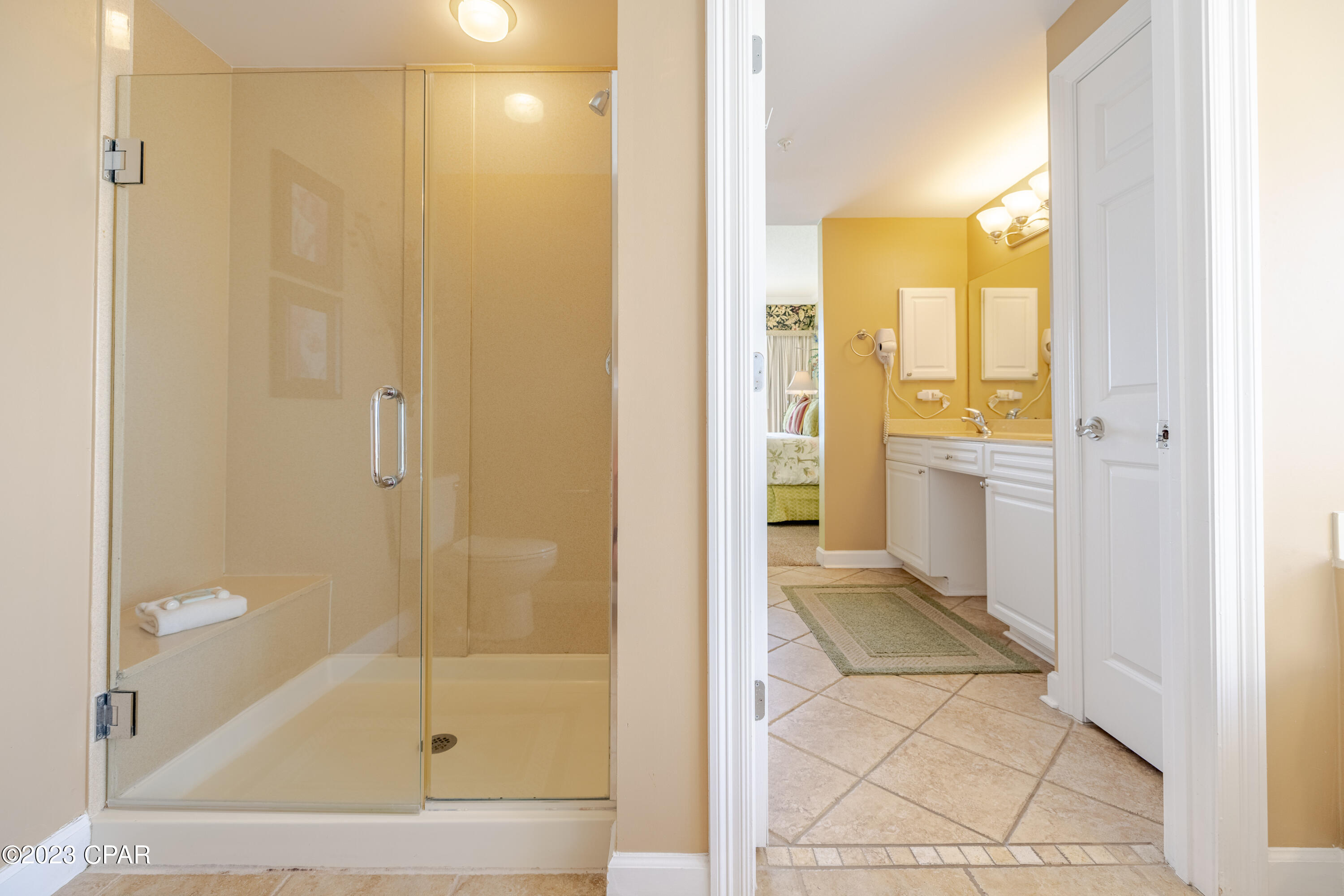 Image 21 For 9450 Thomas Drive 1711a