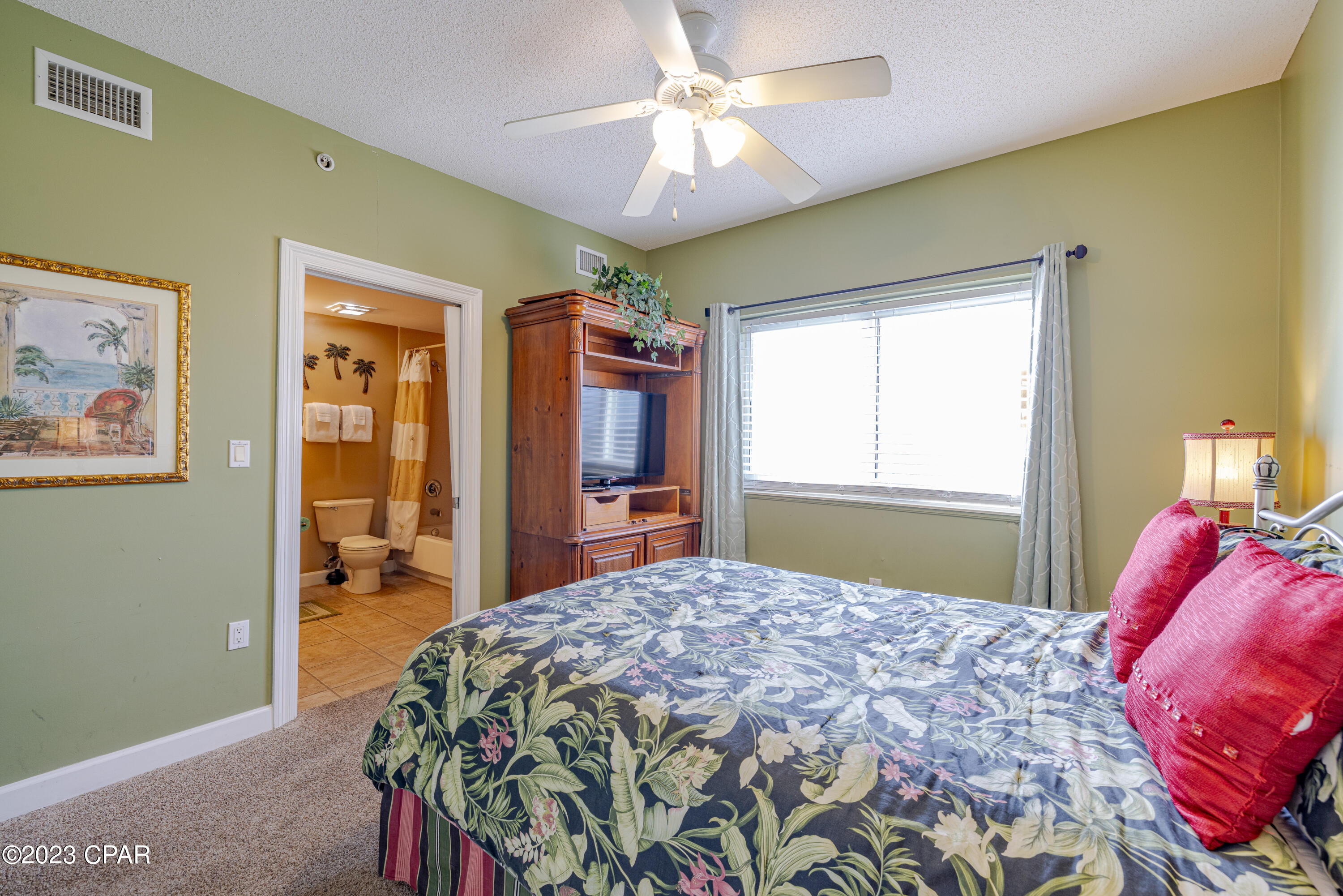 Image 37 For 9450 Thomas Drive 1711a