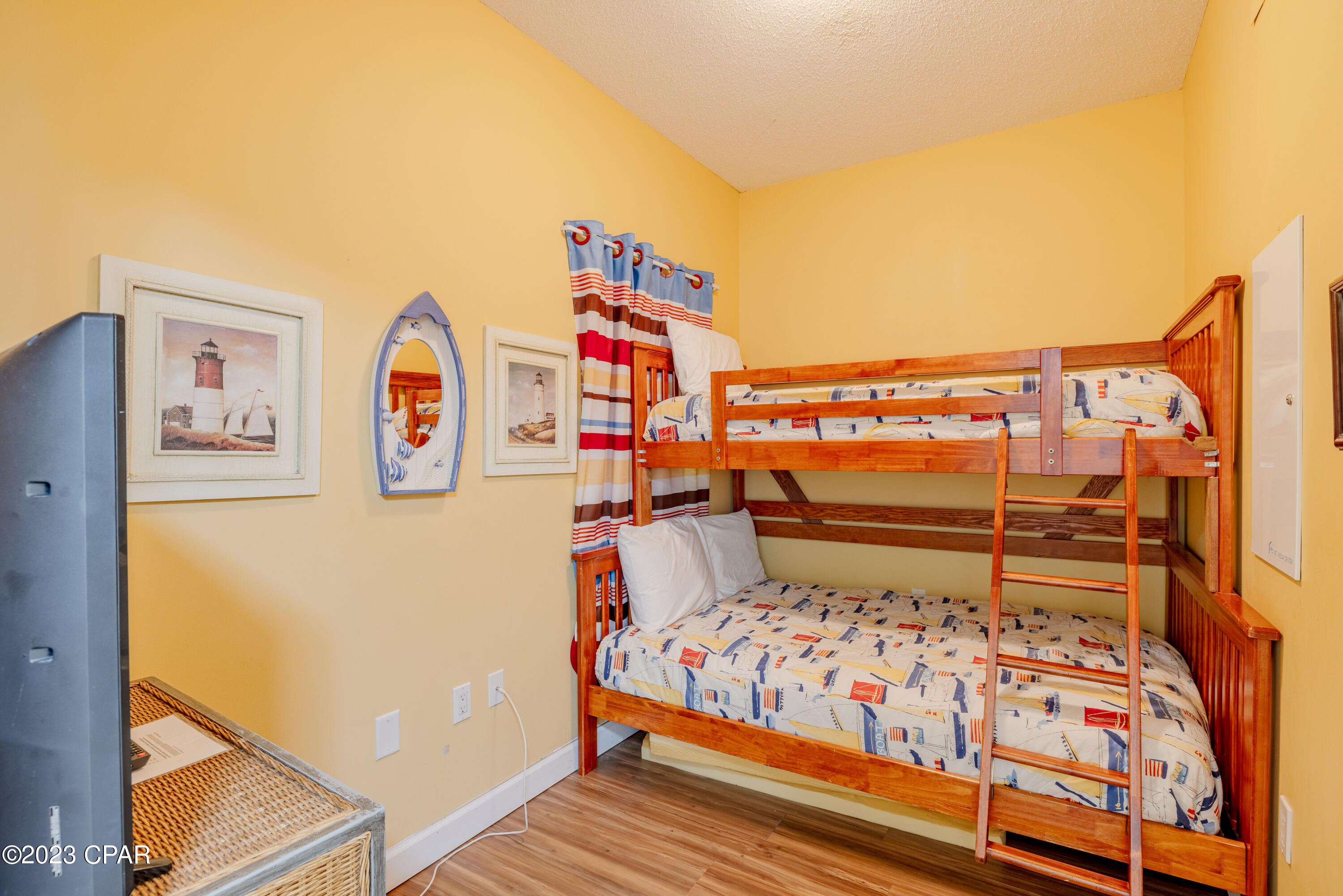 Image 39 For 9450 Thomas Drive 1711a