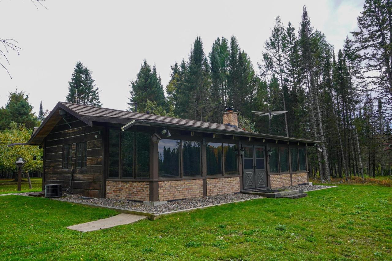 Undocumented Lake Property 9115 Cardinal Ln Photo 2