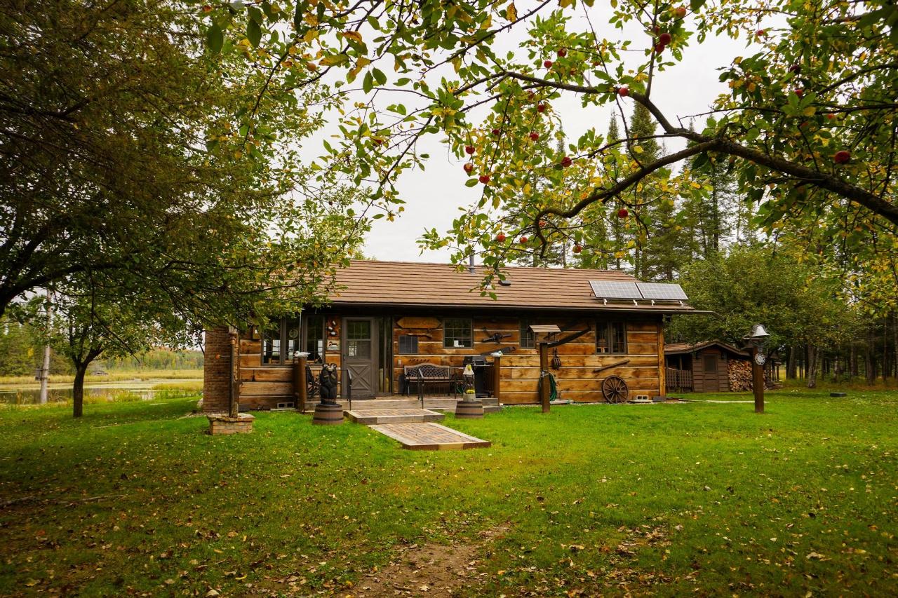 Undocumented Lake Property 9115 Cardinal Ln Photo 4