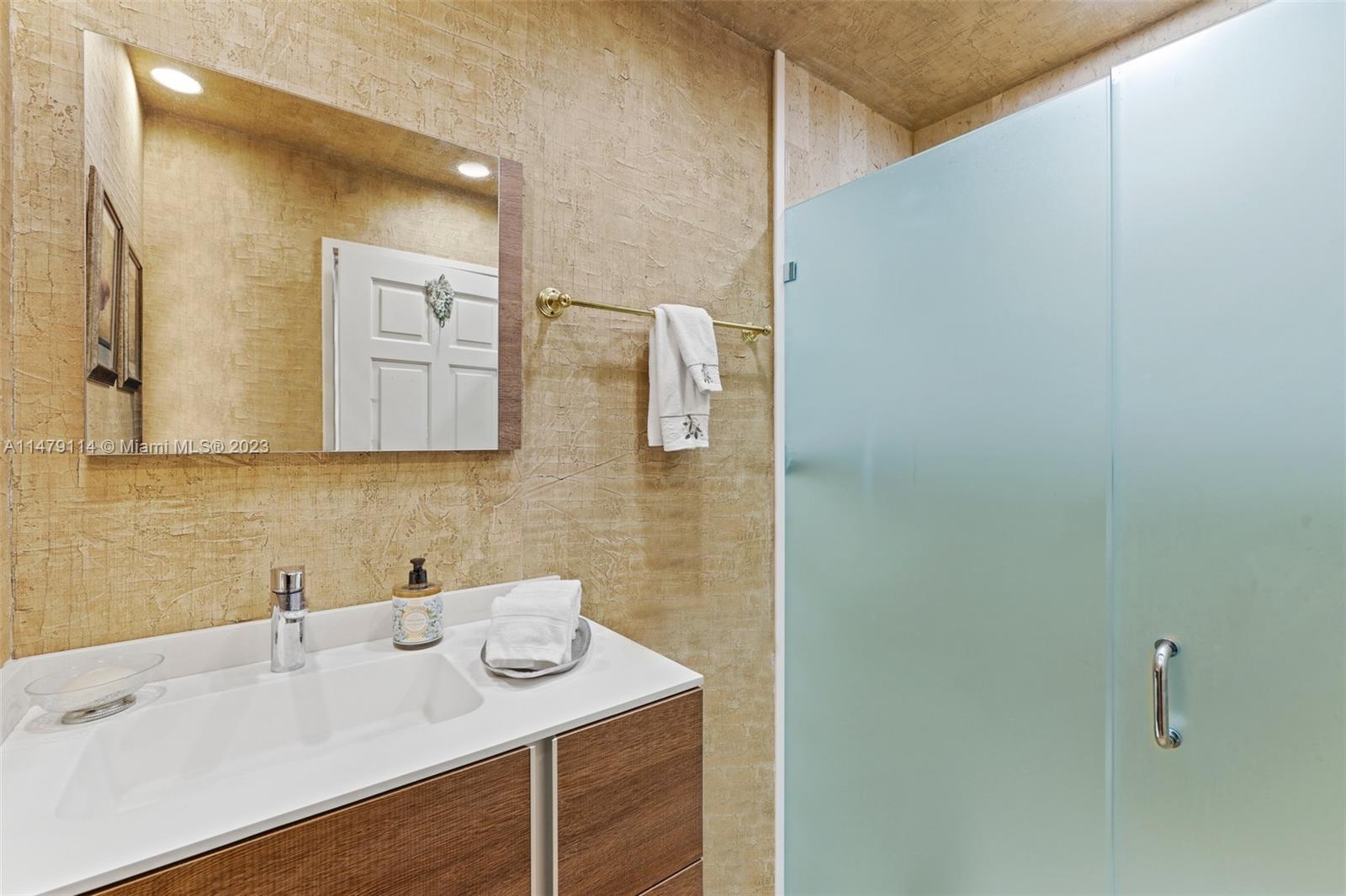 2211 Fisher Island Dr #3101, Miami Beach FL 33109
