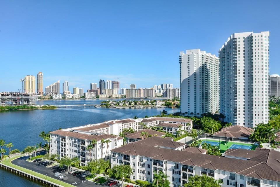 3250 NE 188th St #UPH01, Aventura FL 33180