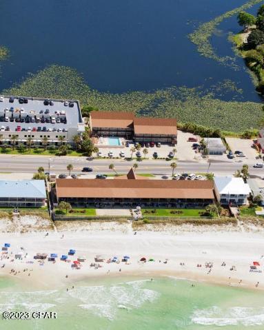 Image 2 For 16621 Front Beach Road