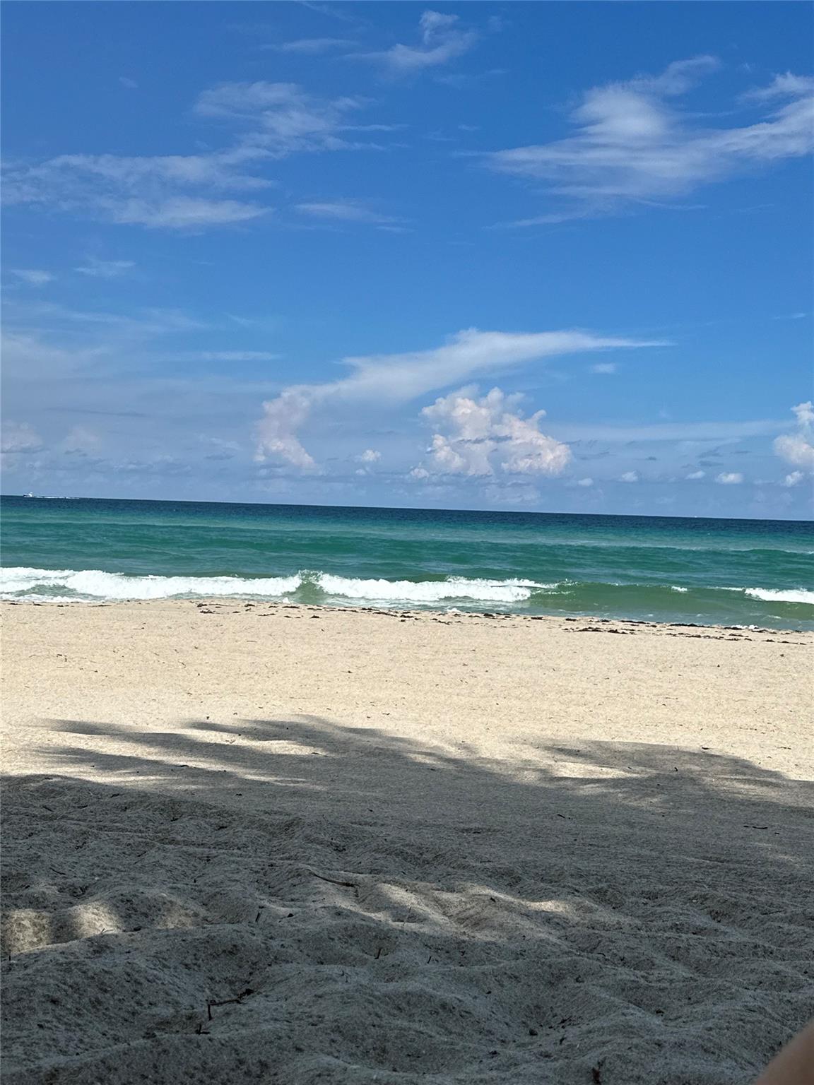 Casa en Venta en Golden Beach, FL