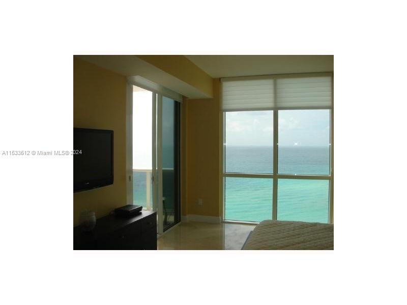 Condo for Rent in Sunny Isles Beach, FL