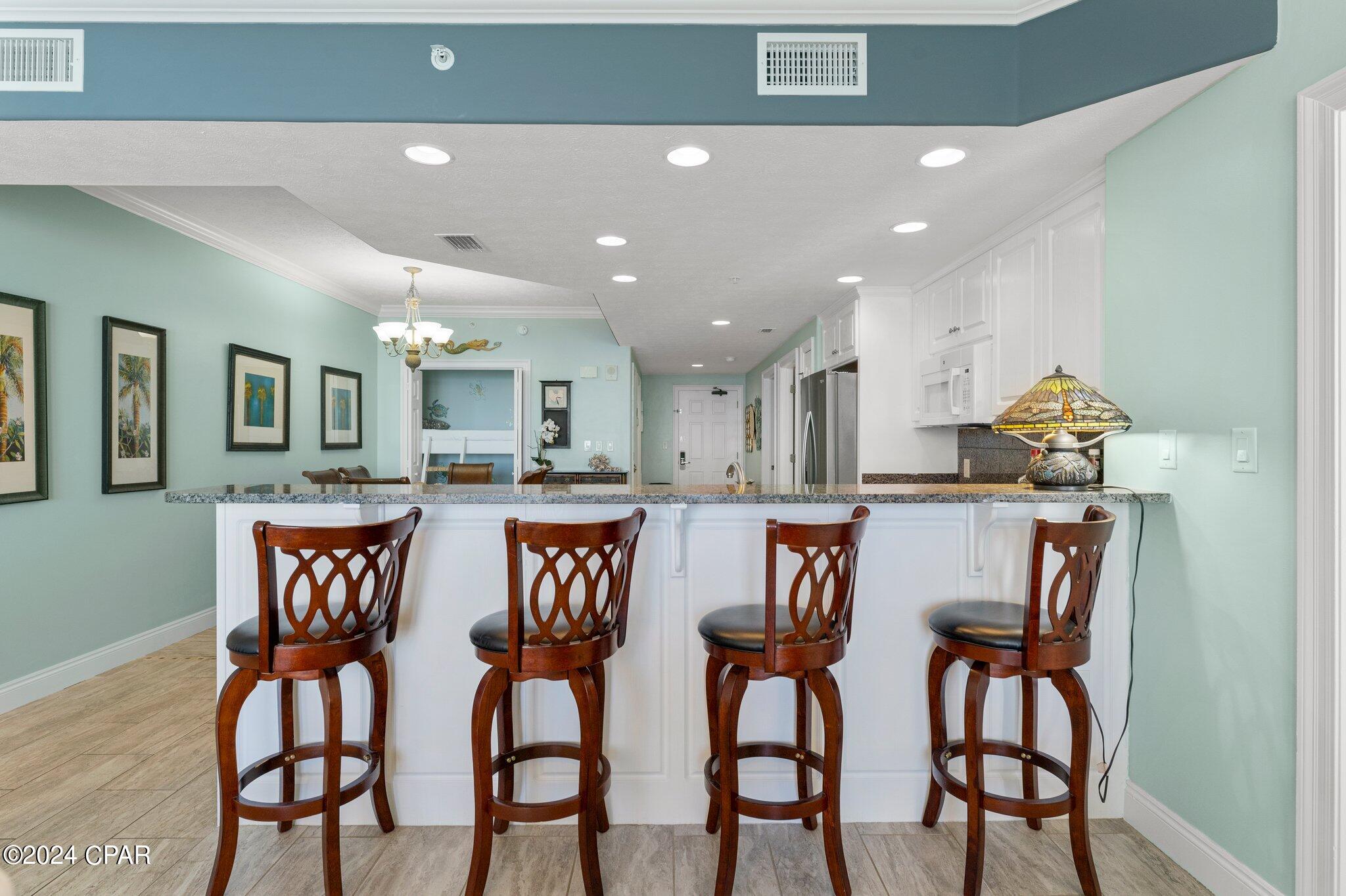 Image 10 For 5004 Thomas Drive 1710