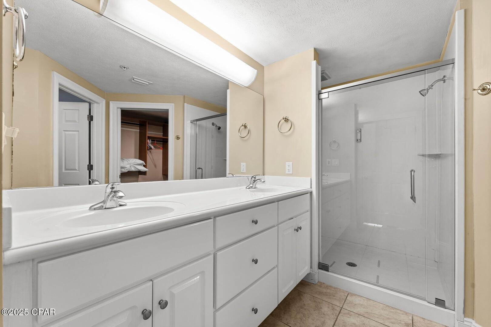 Image 14 For 5004 Thomas Drive 1710